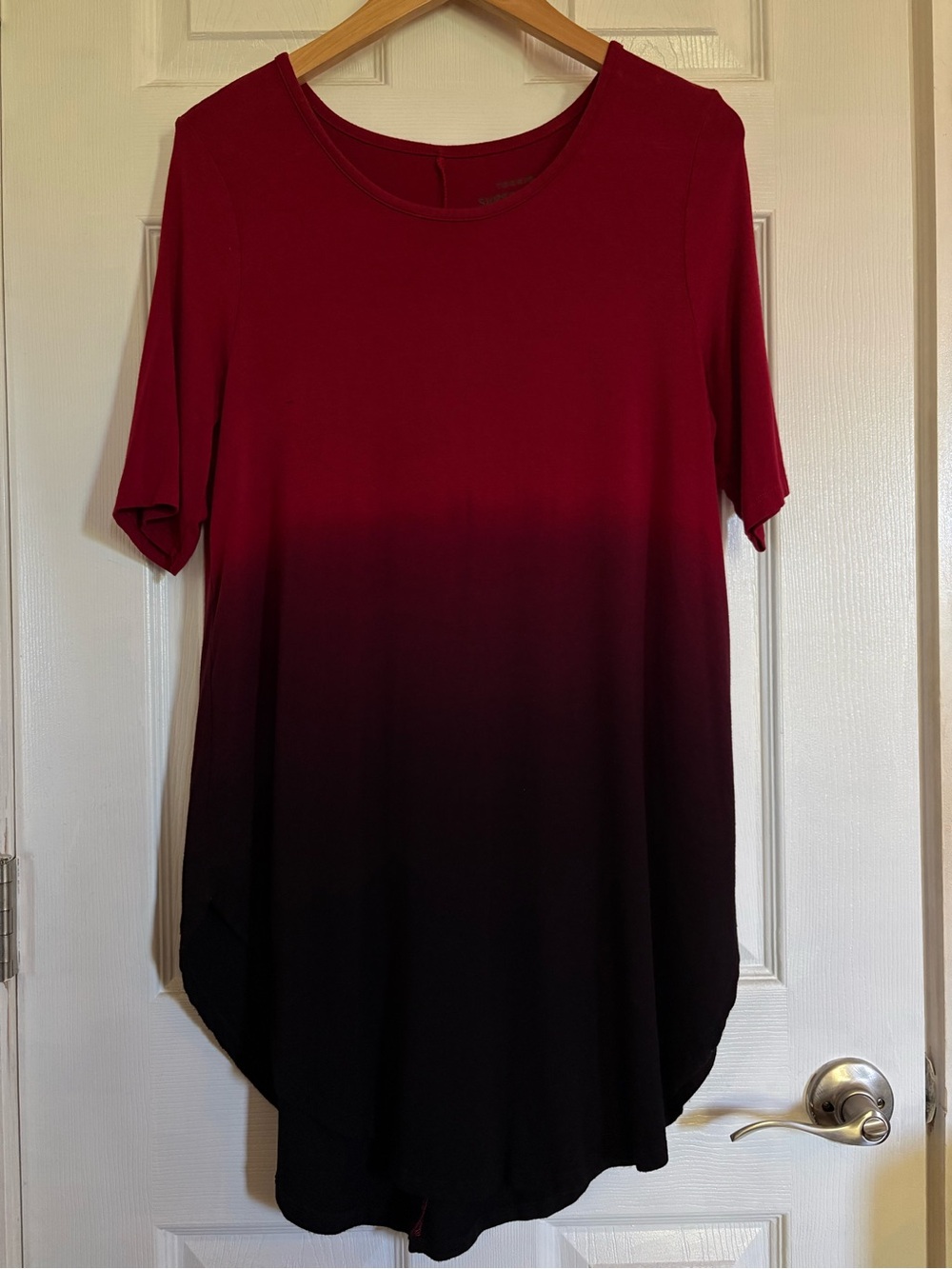 Torrid Ombre Red Black Short Sleeve Tunic Top